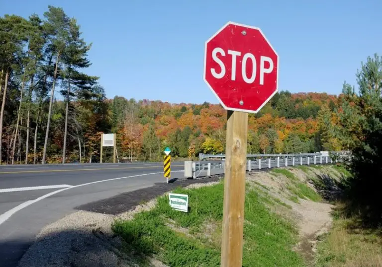 Stop Sign Parking:How Far From Stop Sign? - campingtroope.com